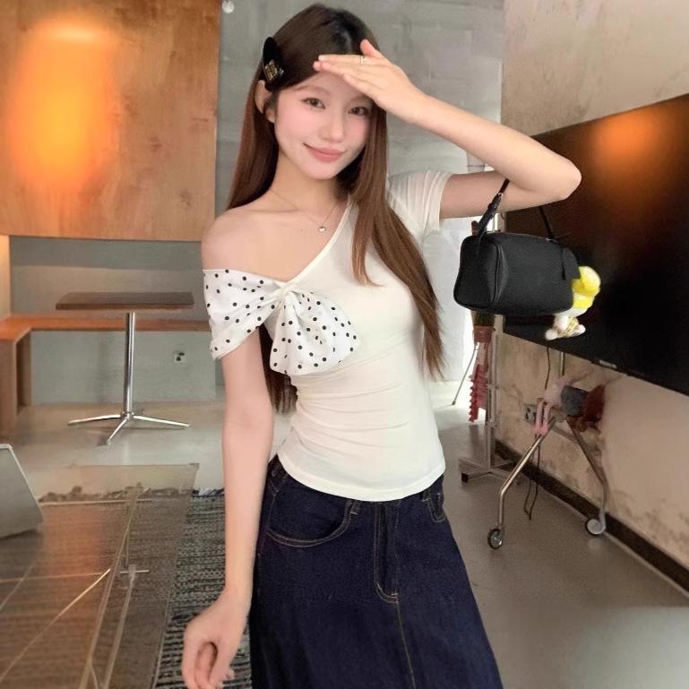

Asymmetrical Polka Dot Off-Shoulder Short Sleeve Top - Women s Summer Chic L