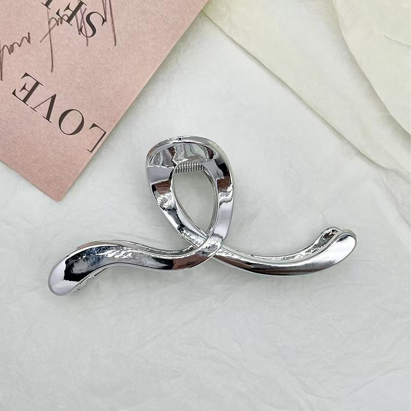Elegant Silver Imitation Metal Hair Clip Women's Shark Clamp High-End Hair Accessories Stylish Hair Grips for Ladies