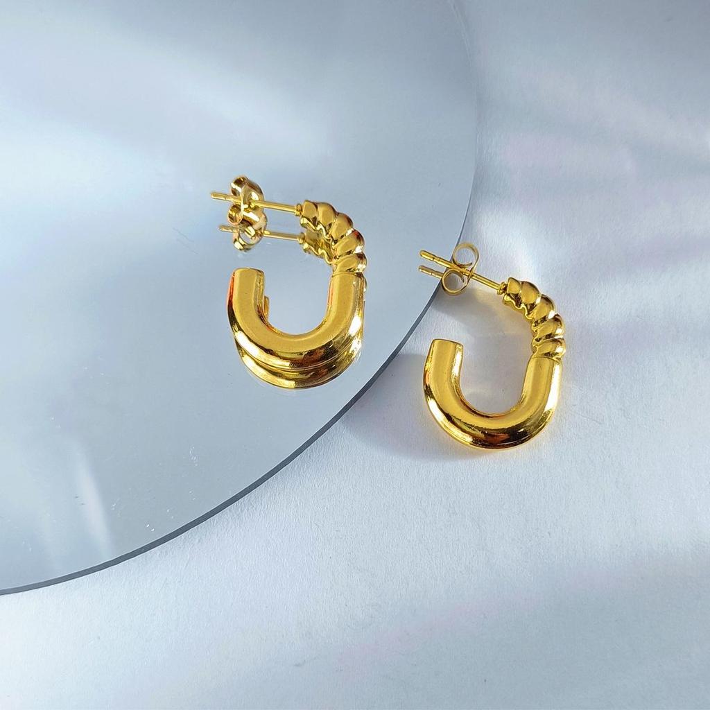 18K Gold Plated Fashion Texture Women's Earrings - European, American, Middle Eastern, African, Southeast Asian Styles