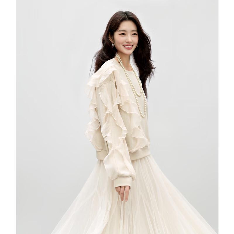 Autumn Water Yi Ren Ruffle Knit Sweatshirt