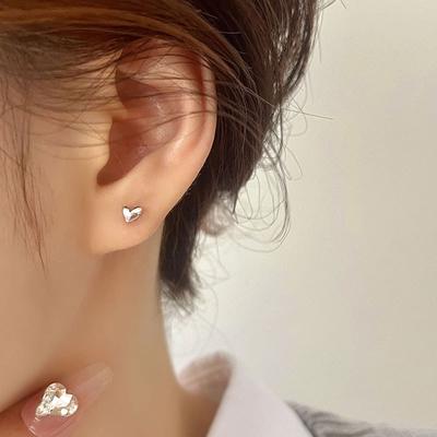 Mini Love Earrings  Heart-shaped Earrings Sweet Ear Piercing Earrings  Student Fashion  Simple Style