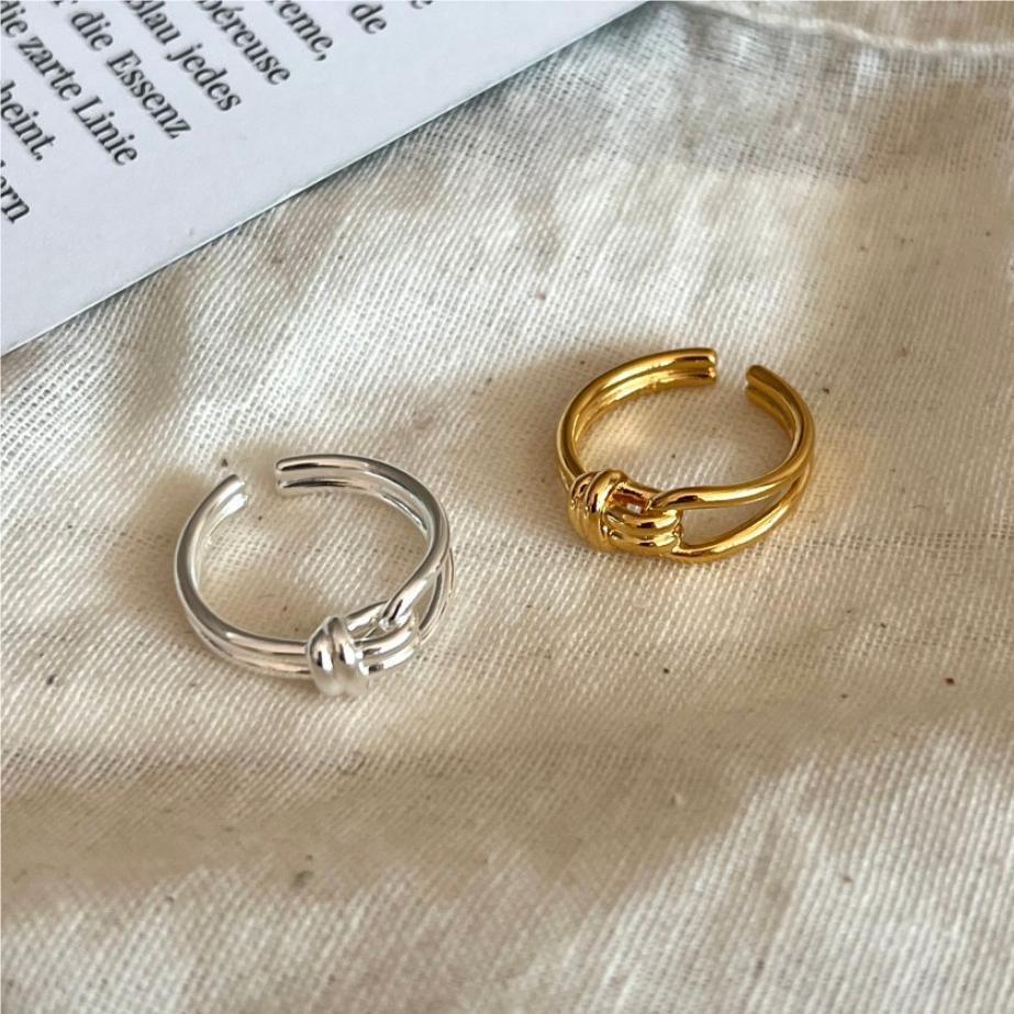 Double Layer Knot Hollow Adjustable Women's Ring - Popular INS Style Index Finger Accessory