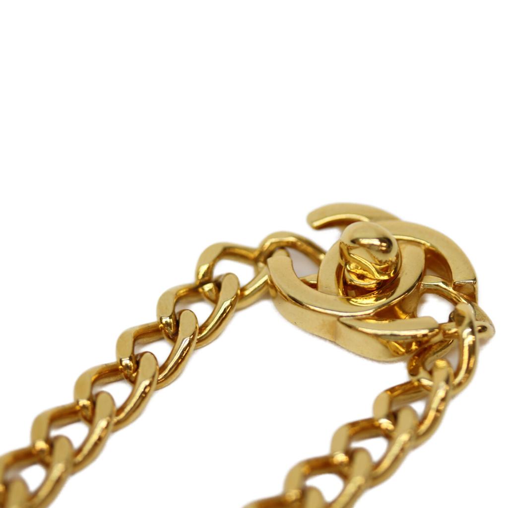 CHANEL 96P Gold Turn Lock Coco Long Chain Necklace Necklace goldUsed
