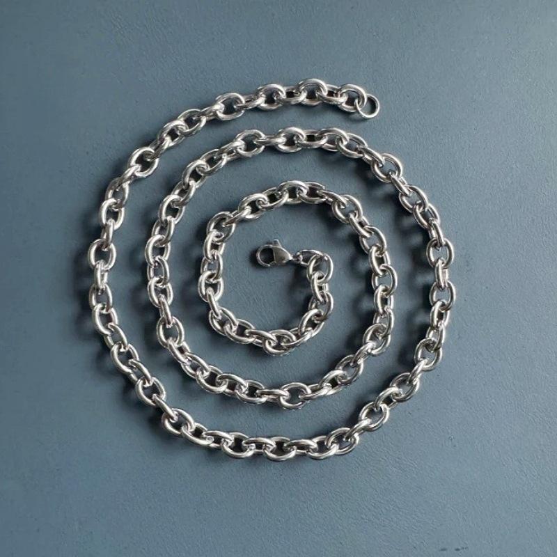 Elegant Women's T-Shaped Titanium Steel Necklace - Light Luxury Style Clavicle Jewelry
