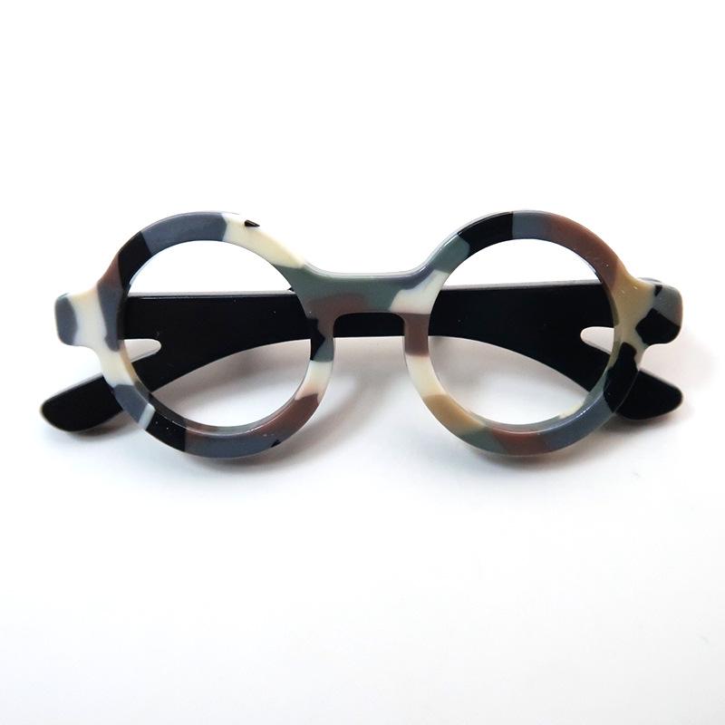 Yi'ai Bestseller: European-American Eyeglass-Shaped Acrylic Brooch - Unique Style Corsage Accessory
