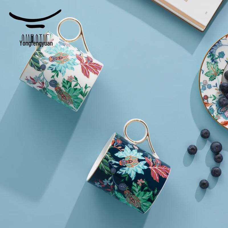 Yongfengyuan 'Happiness Garden' Ceramic Couple Mug Set