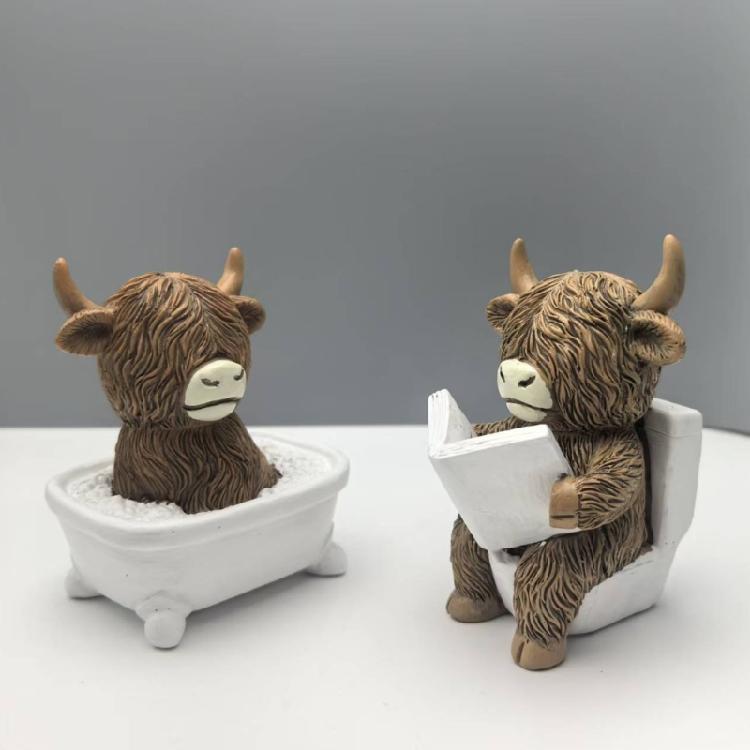 Creative Resin Animal Figurine Toilet Seat Cow Statue Sculpture Decorative Accent For Bathroom Counter top Display