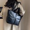 Large Capacity Underarm Bag Fashion Quilted Women Shoulder Bag Designer Space Padded Cotton Handbag Luxury Puff Shopper Tote