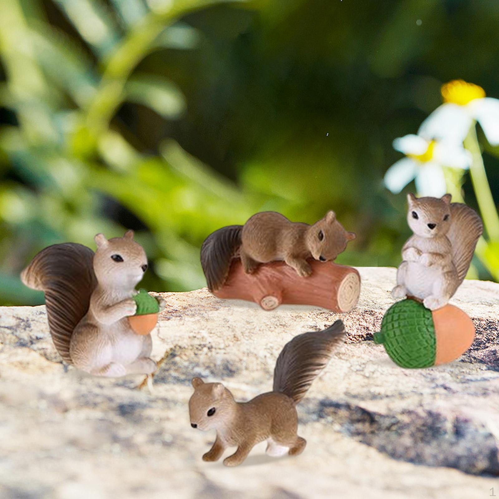 

Коллекция фигурок из смолы для офиса B