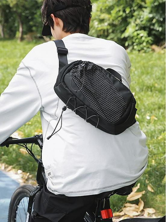 2025 Plaid Nylon Crossbody Bag - Versatile, Lightweight & Unisex for Casual Sports