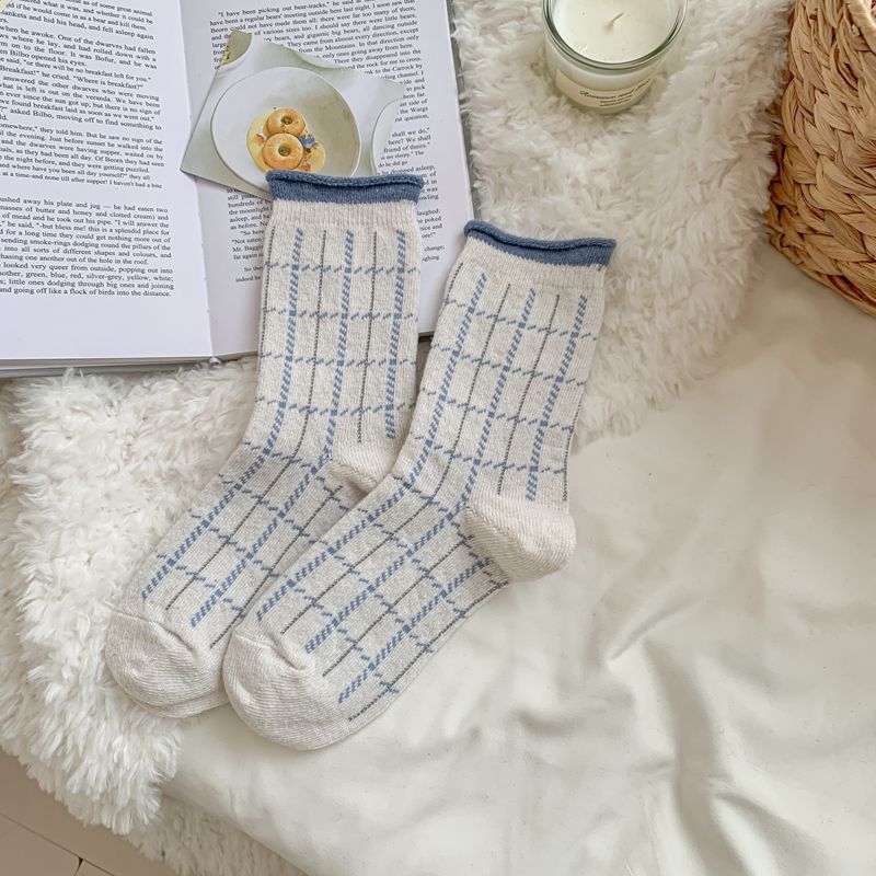 Ladies Autumn and Winter Warm and Thick New Cute Cat Tube Socks
