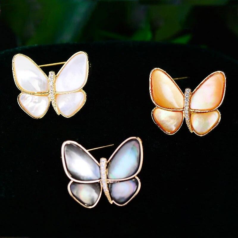 New Elegant Baroque Pearl Natural Shell Zircon Butterfly Brooches for Women Coat Clothing Accessories Pins Creative Corsage