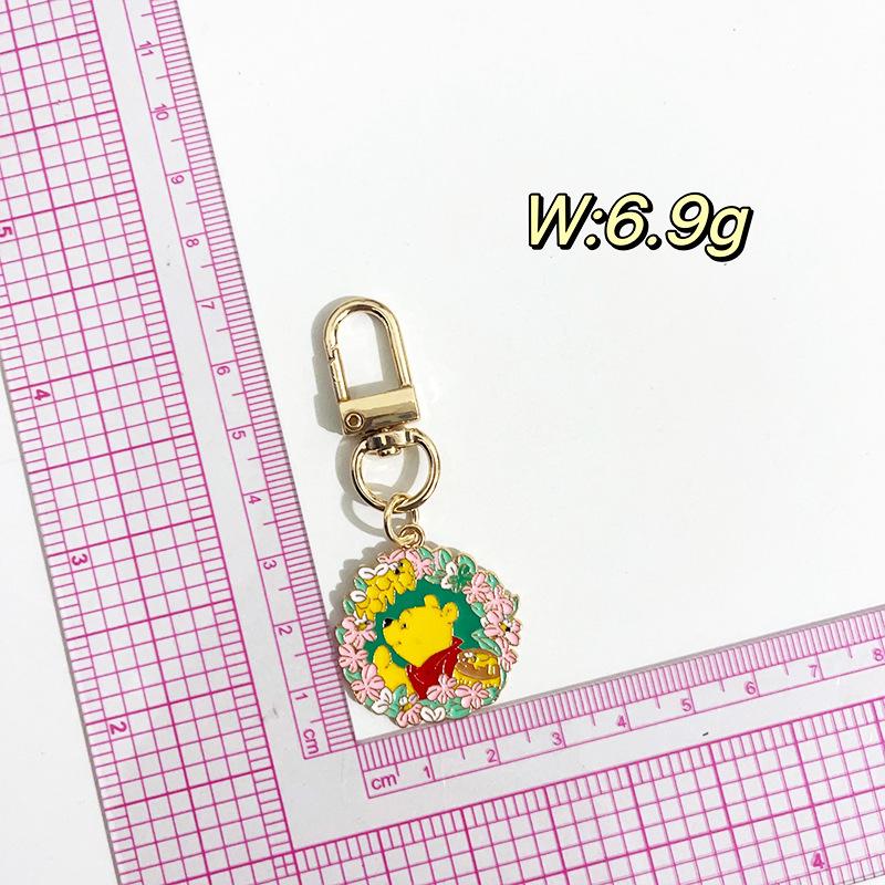 Winnie the Pooh & Piglet Metal Keychain Pendant Ornament