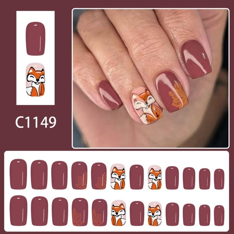 Stylish Red Brown Squirrel Pattern Press On Nail With Maple Designs Durability Plastic Artificial Nail For Women