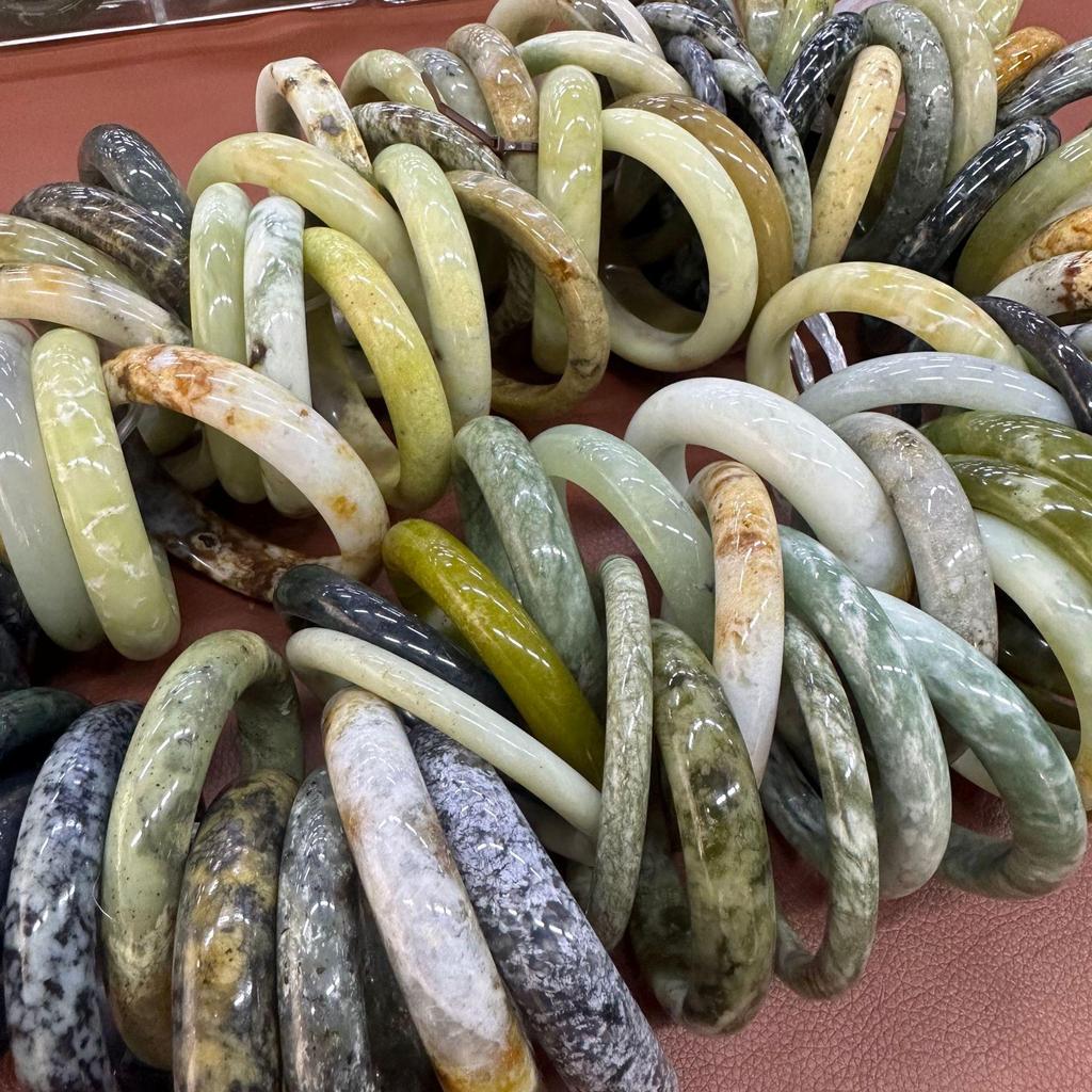 Xiuyu Jade Bangle with Earth Blue, Red, Lemon Yellow, Dark Blue, and Dark Green Veins