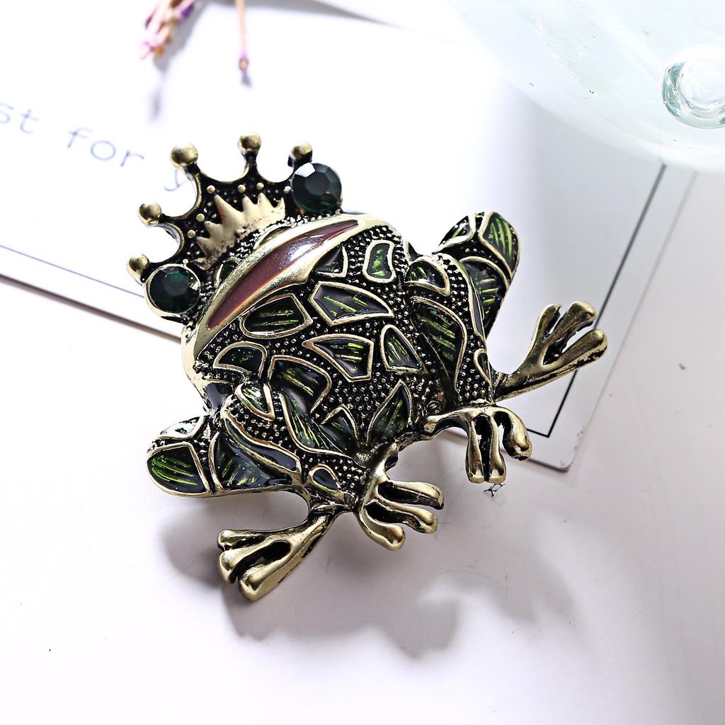 Crystal Frog Brooches for Women Green Color Animal Brooch Pin Luxury Vintage Jewelry Coat Accessories