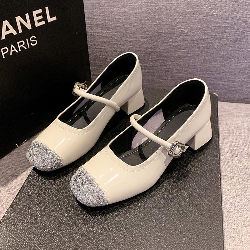 

Летние женские туфли Мэри Джейн с пайетками: Туфли с квадратным носком и толстым каблуком на одном ремешке 37 грязно-белый