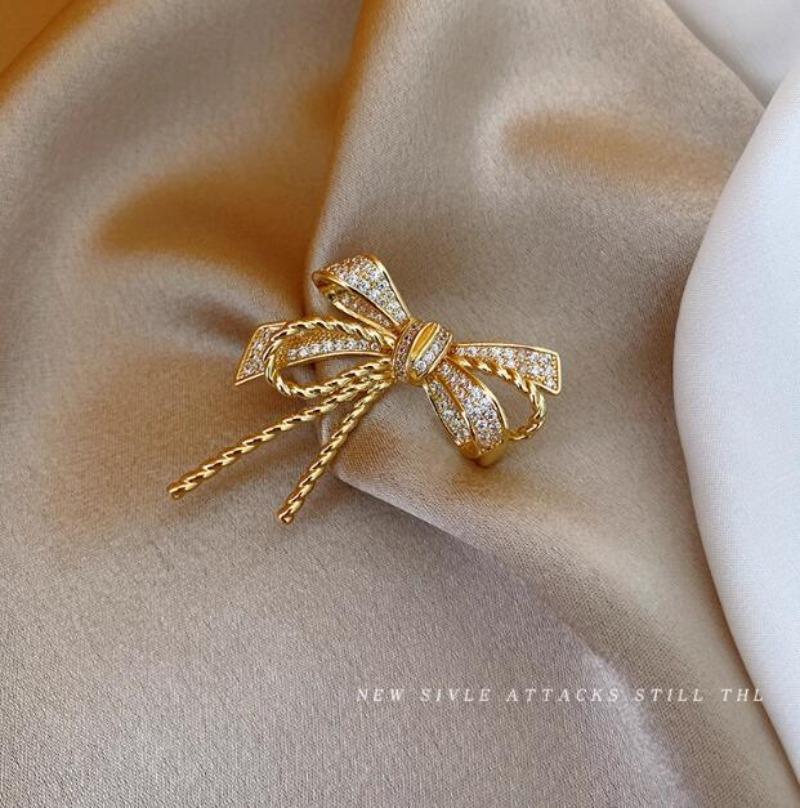 Rhinestone Bowknot Brooch Pins for Women Metal Alloy Elegant Bow Tie Suit Clothing Coat Jewelry Party Accessories Gifts