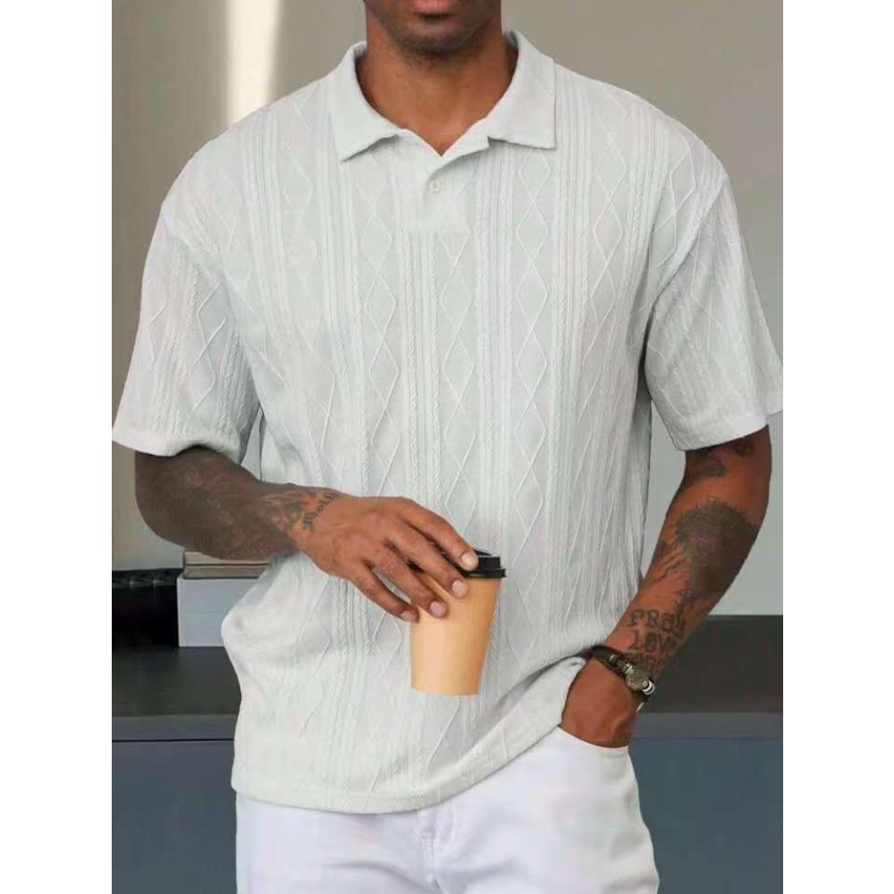 Vintage-style loose-fit textured knit polo shirt for men: collared T-shirt, breathable short-sleeved top