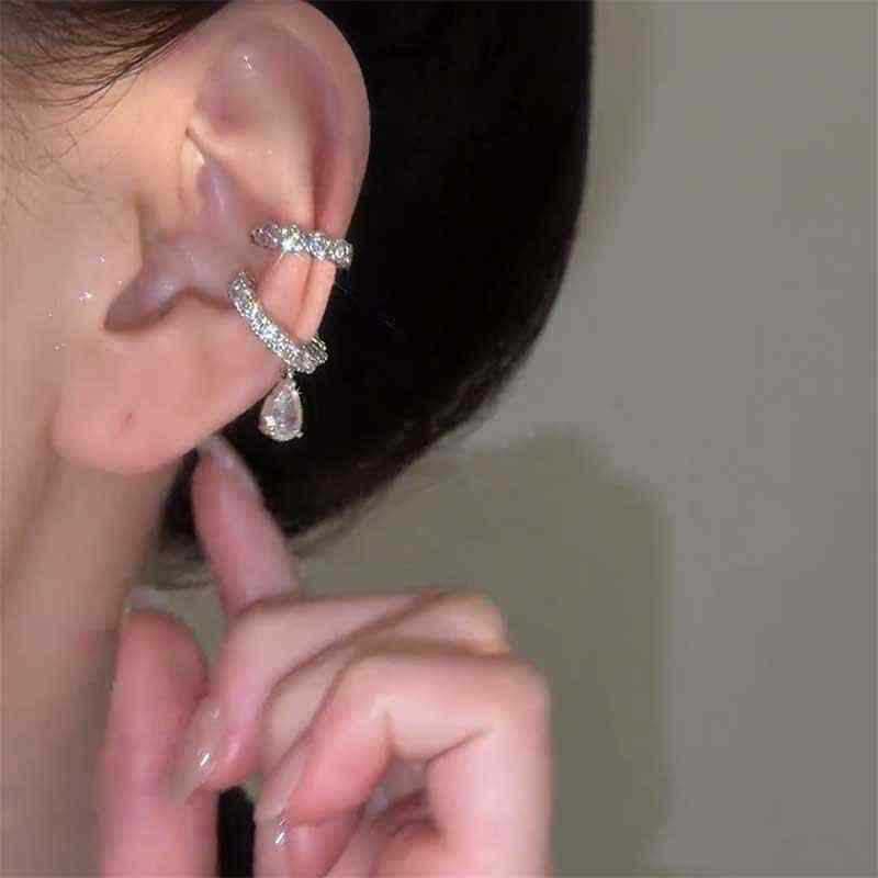 1Ps Delicate Zircon Hollow Flower Ear Clip for Women Girls Fashion Five Petal Flower Ear Cuff No Piercings Earrings Jewelry Gift