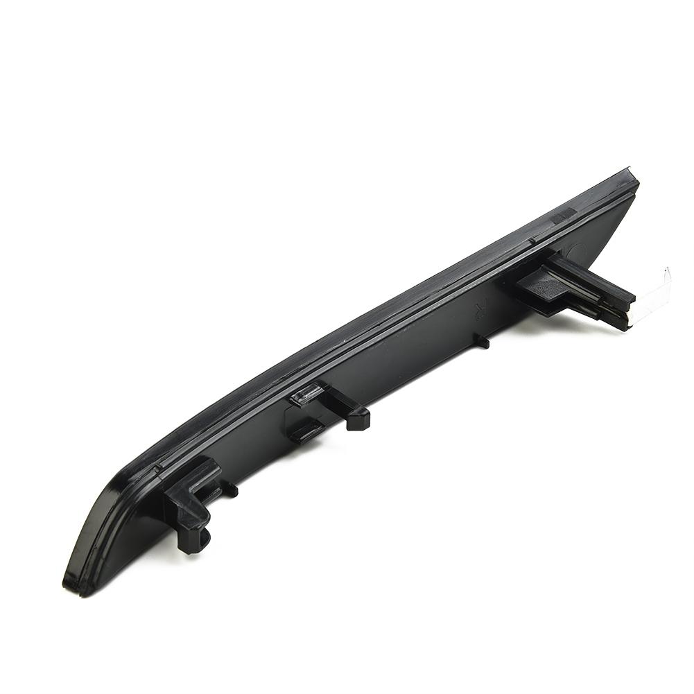 2 Stück Seitenlogo Reflektor Frontstoßstange Rauchschwarz