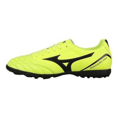 Chaussures spéciales de sport – Chaussures de football