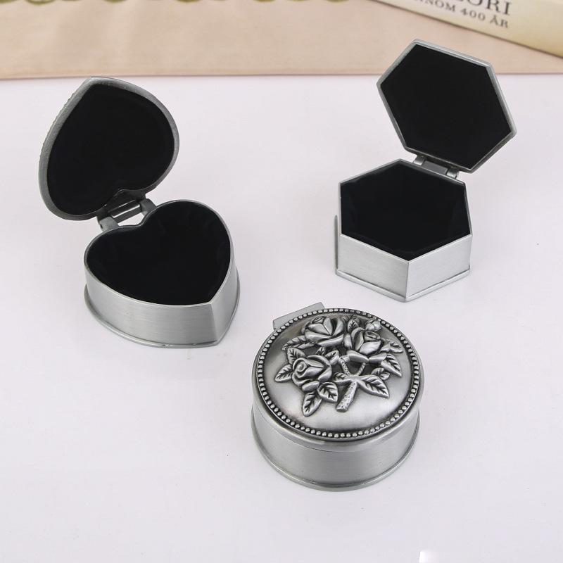 Vintage Antique Tin Rose Embossed Mini Jewelry Box Zinc Alloy Velvet Lined Ring Earring Trinket Storage Case Wedding Gift