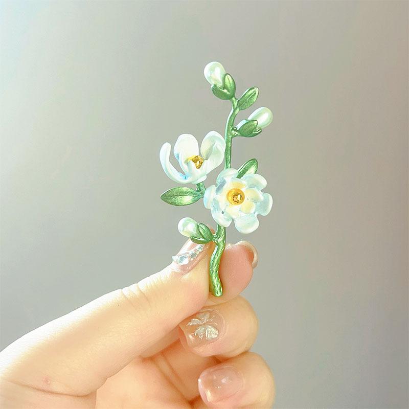 Broș Magnolie Albă - Accesoriu Guler High-end, Elegant, Acoperire Completă, Forma de Floare, Prindere Anti-orbire