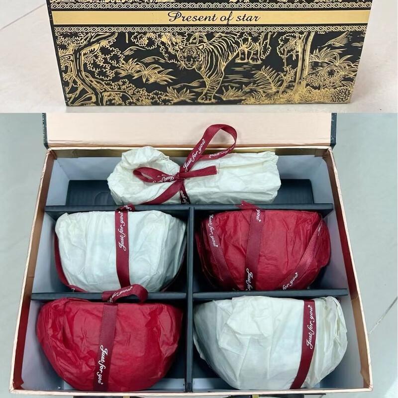 Mingling Dinnerware Set