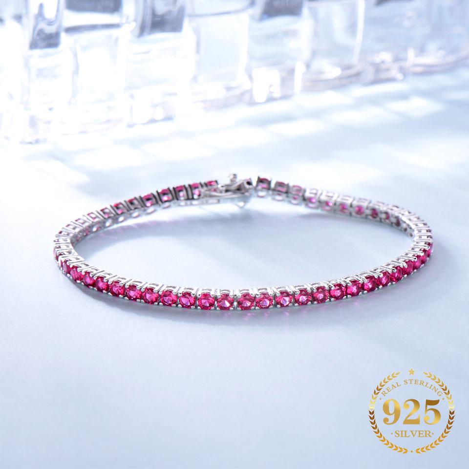 Umcho Armband aus Rubin in kräftiger Farbe