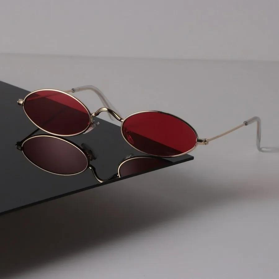 Vintage Rectangle Sunglasses for Women Men Designer Luxury Fashion Glasses Casual Style UV Protection