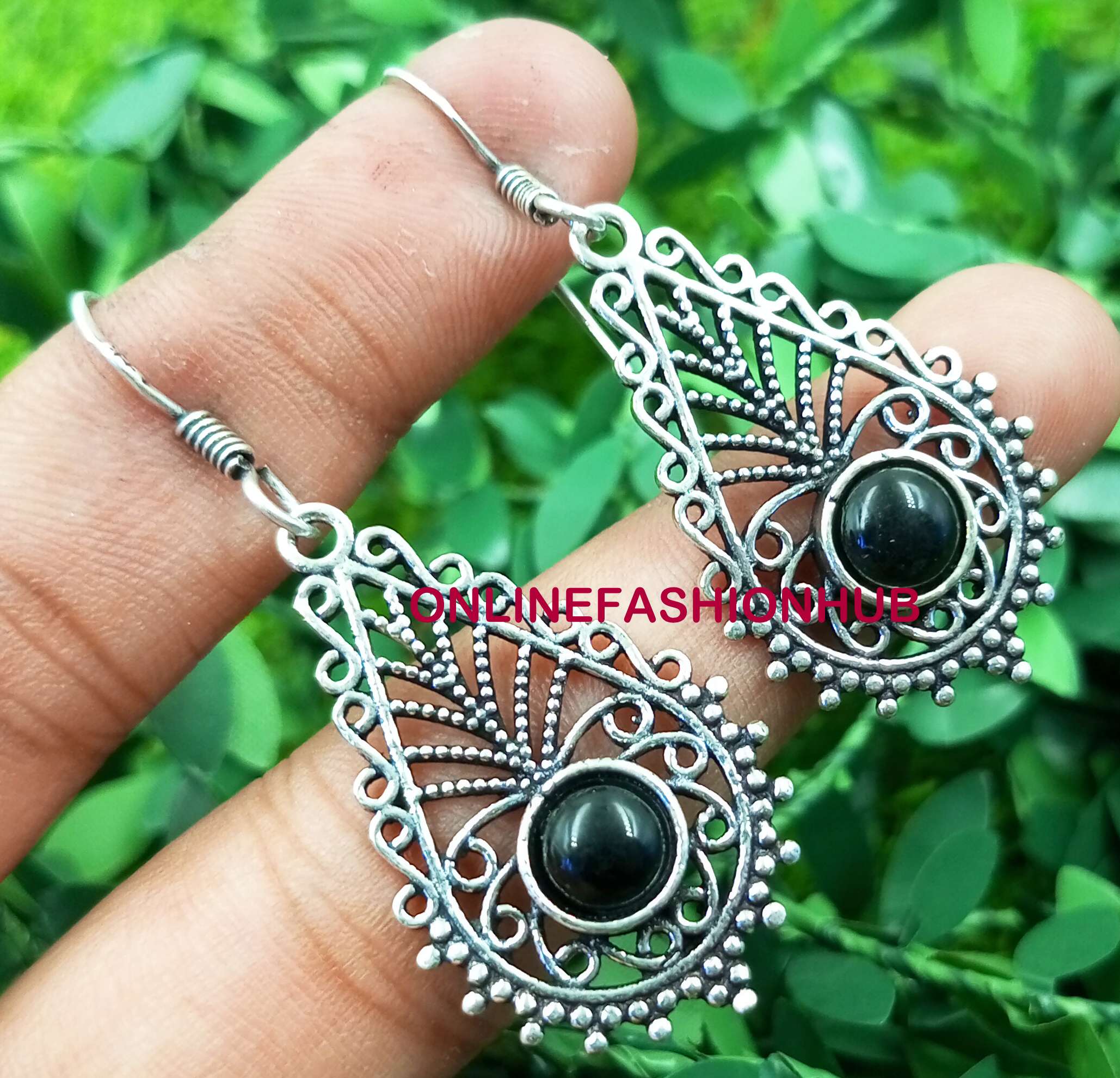 

Серьги-крючки для девочек с черным ониксом и драгоценным камнем из стерлингового серебра 925 пробы NST-CSE87
