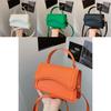 Chic Minimalist Solid Color Handbag Perfect For Early Spring Trendy Style