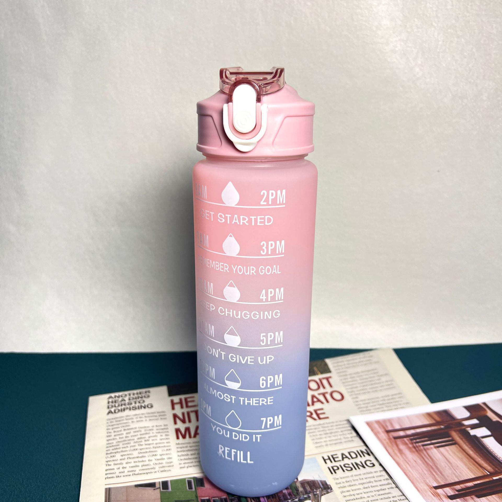 

Матовая градиентная чашка для воды: Бутылка большой вместимости, портативная для спорта и офиса, с соломинкой Single Cup