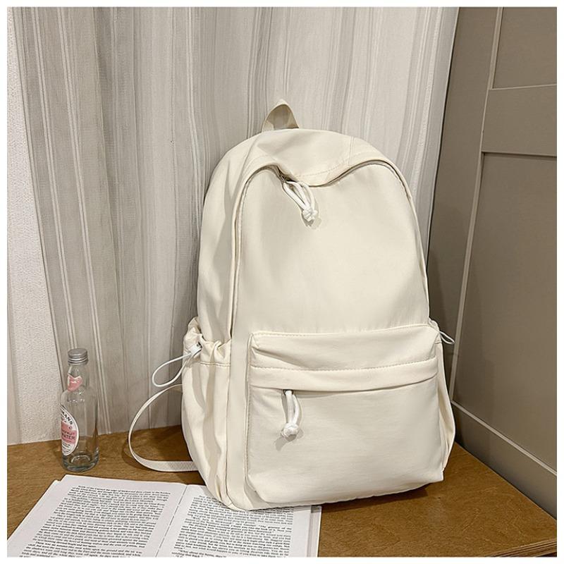 The New Schoolbag Is High-value, Fresh and Sweet Backpack, Female Contrasting Color Splicing, Light Spring Outing, and Large-capacity Backpack.