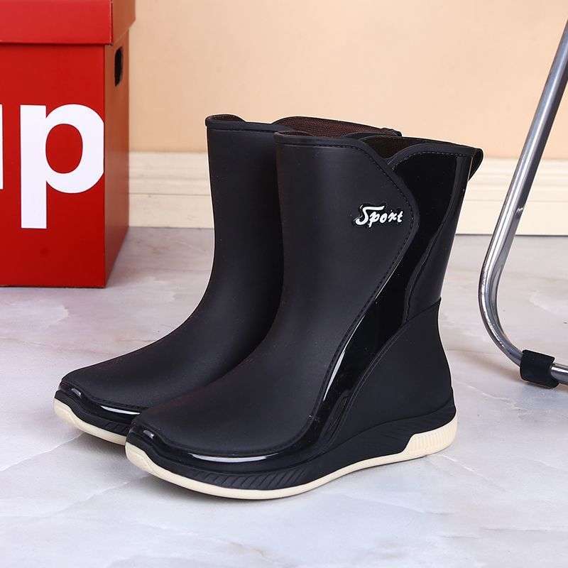 2025 New Rain Shoes Women's Fashion Wear Non-slip Foreign Style Medium and High Tube Water Shoes Adult Soft-soled Long Rain Boots