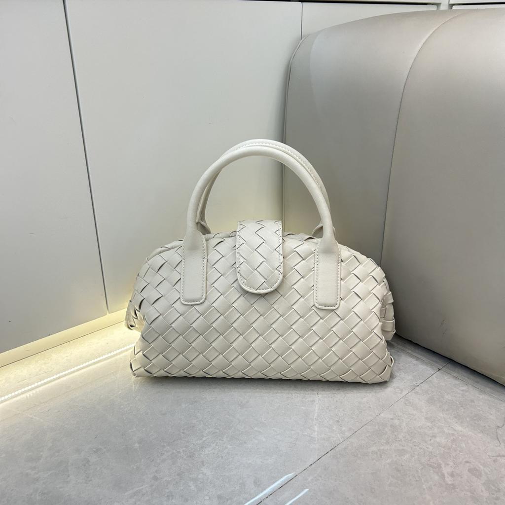 Leather new cloud bag woven hand shoulder crossbody magnetic bowling bag female