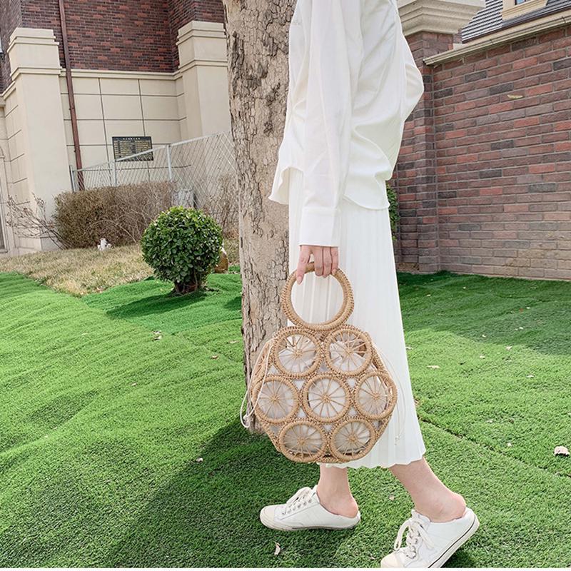 Seaside Holiday Bag Hollow Straw Large Capacity Beach Crossbody Bag Summer Hand Weaving Shoulder Bag