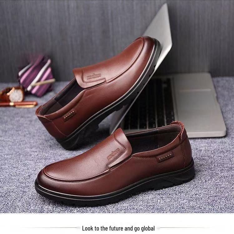 Herbst 2025 Herren Rutschfeste Weiches Leder Lässige Slipper