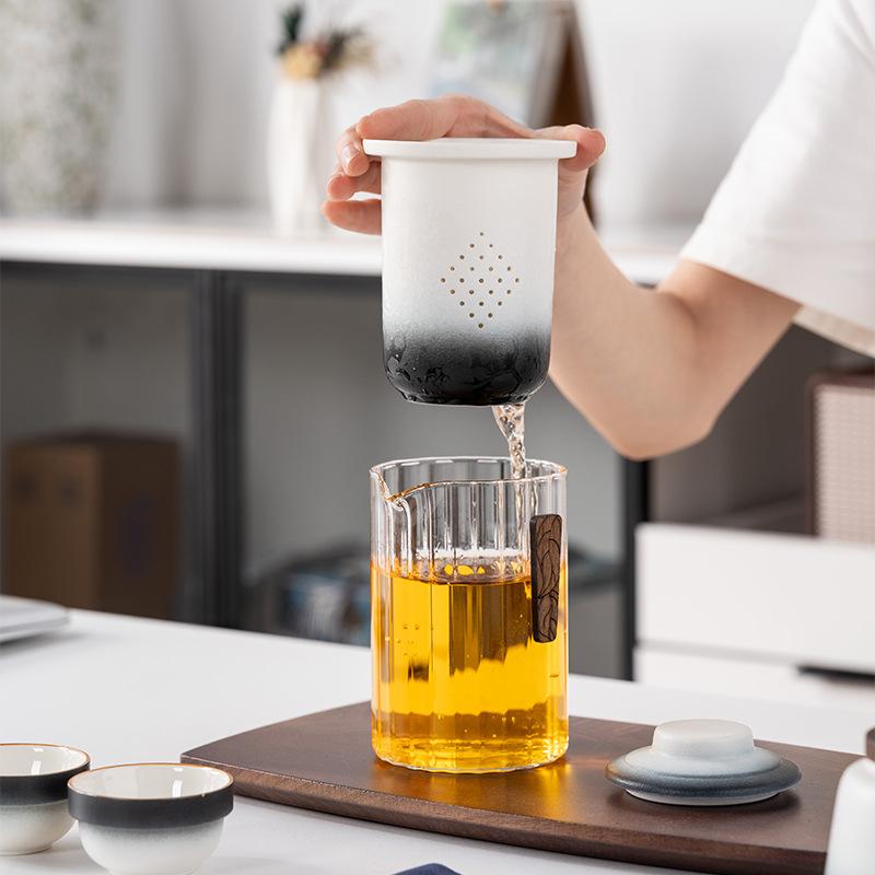 Creative Express Cup One Pot Four Cups Kung Fu Travel Tea Set Portable Holiday Gifts Souvenir Practical Gifts
