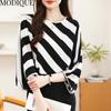 MODIQUE Printemps Été Grande Taille Femmes Casual Lâche Élégant Coton Soie Rayure Imprimé Chemisier T-Shirts Dame Mode Oversize O-cou À Manches Longues Pull