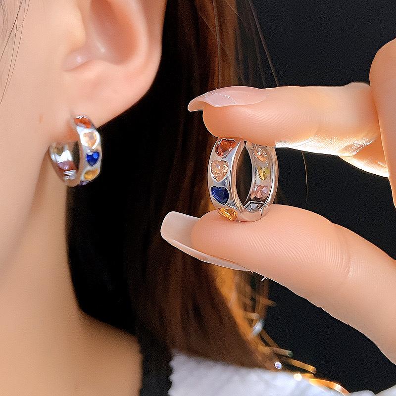 Zircon Heart Hoop Earrings: Japanese & Korean-Inspired Women's Fashion, Elegant Simple Design, Light Luxury Jewelry.