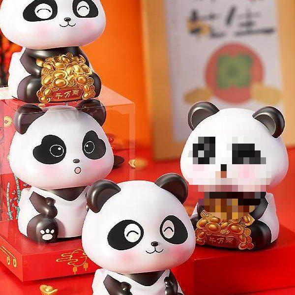 Ornamento Panda Oscillante Alimentato a Energia Solare per Scrivania o Auto