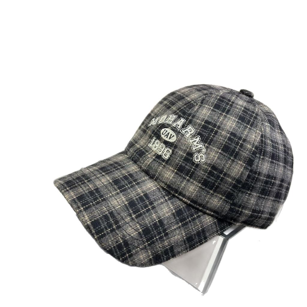 Ins College Style Plaid Baseball Cap England Polished Cotton Cap Men And Women Couple Hat