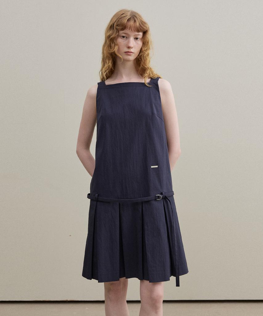 Artid Low Belted Pleated Mini Dress_Navy
