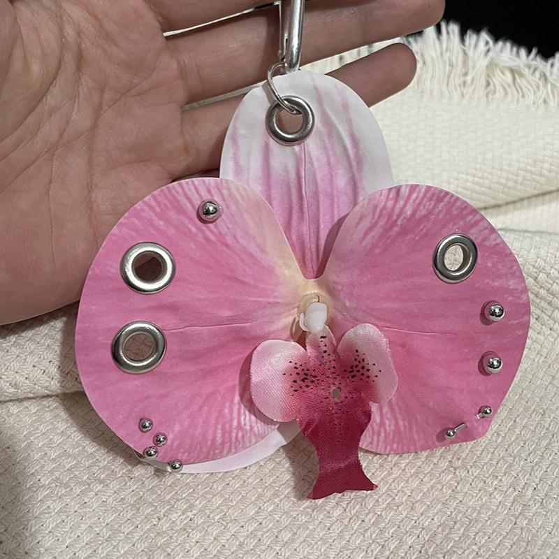 Exquisite Phalaenopsis Orchid Lily Keychain Creative Simulation Flower Bag Pendant  Backpack Decoration Accessories Gifts
