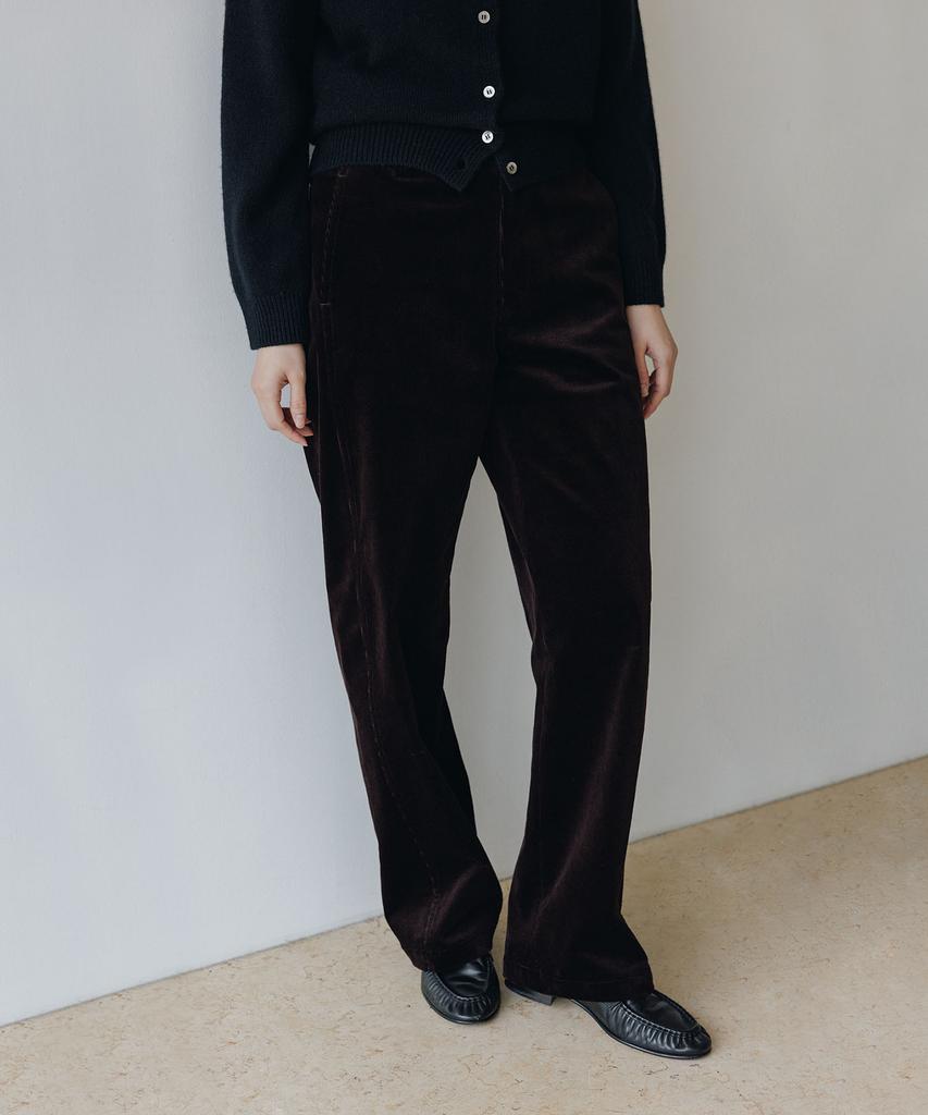 Beullaengkeulumumeon Smooth Corduroy Pants_Deep Cacao