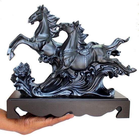 Resin Running Horse Sculpture. 38.1 Cm. Figurine. Decorative Items. Home Decor.
