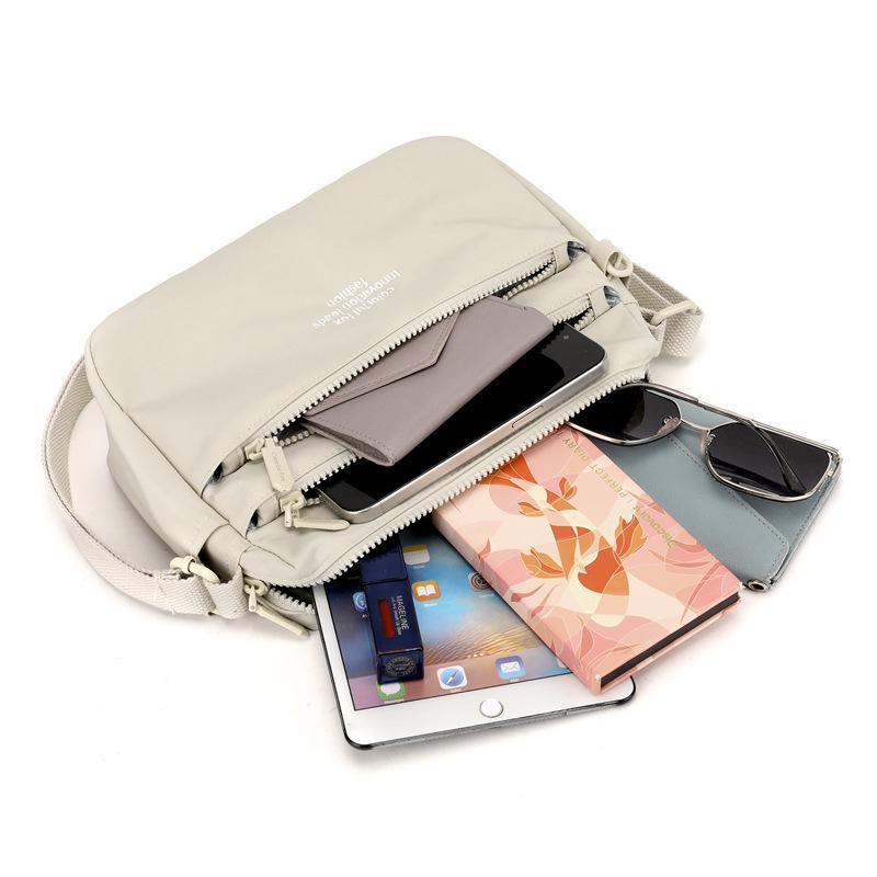 Women's Fashion Trend Shoulder Bag Anti-splashing Multi-layer Casual Messenger Bag