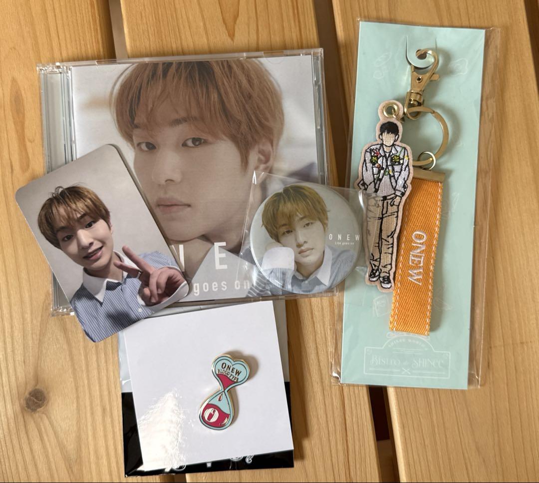 

[USED] Onew CD Goods